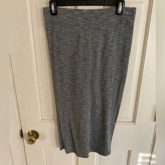 Dolan Left Coast Collection midi length high/low skirt - Picture 3 of 4